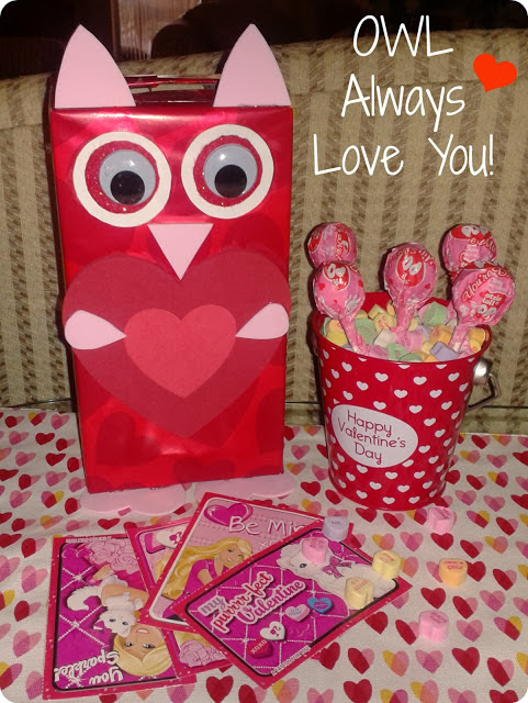 http://www.youngatheartmommy.com/2013/01/creating-valentines-day-memories-with_21.html