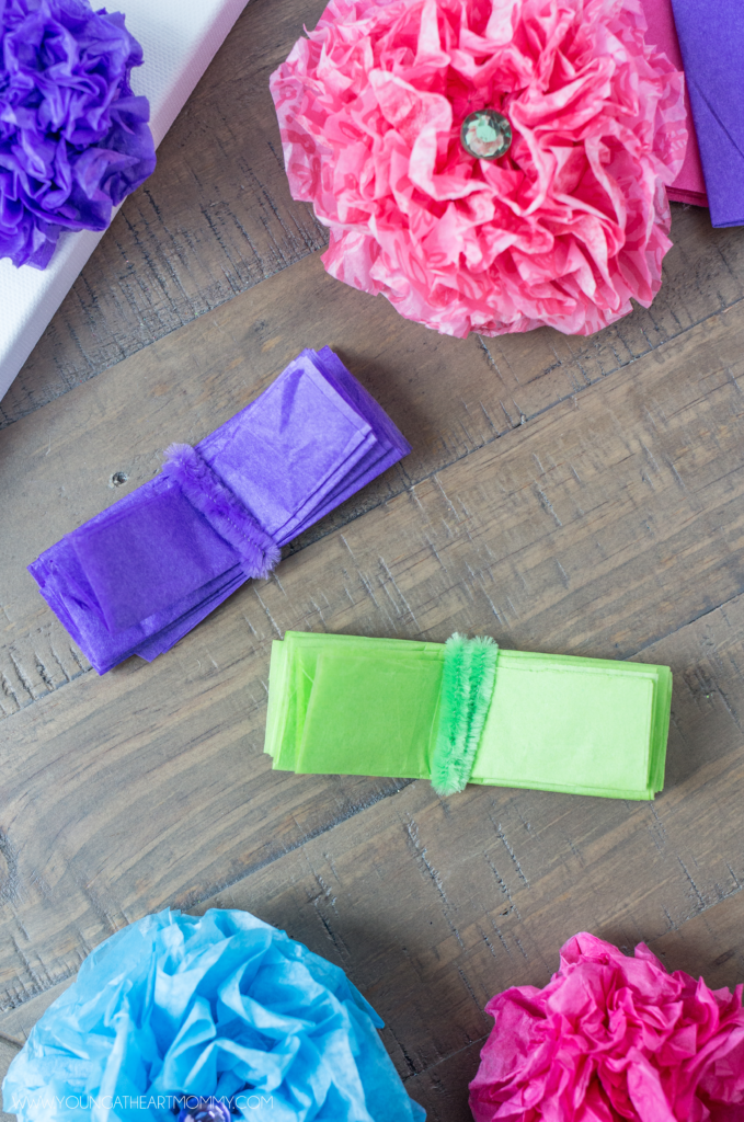 How-To-Make-Tissue-Paper-Flowers-Tutorial